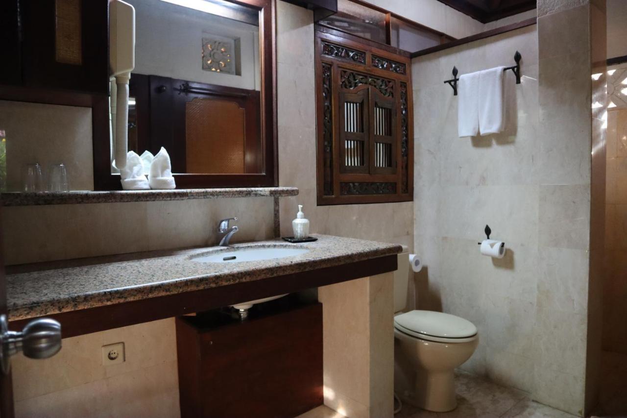 Pondok Agung Bed & Breakfast Нуса Дуа Екстериор снимка