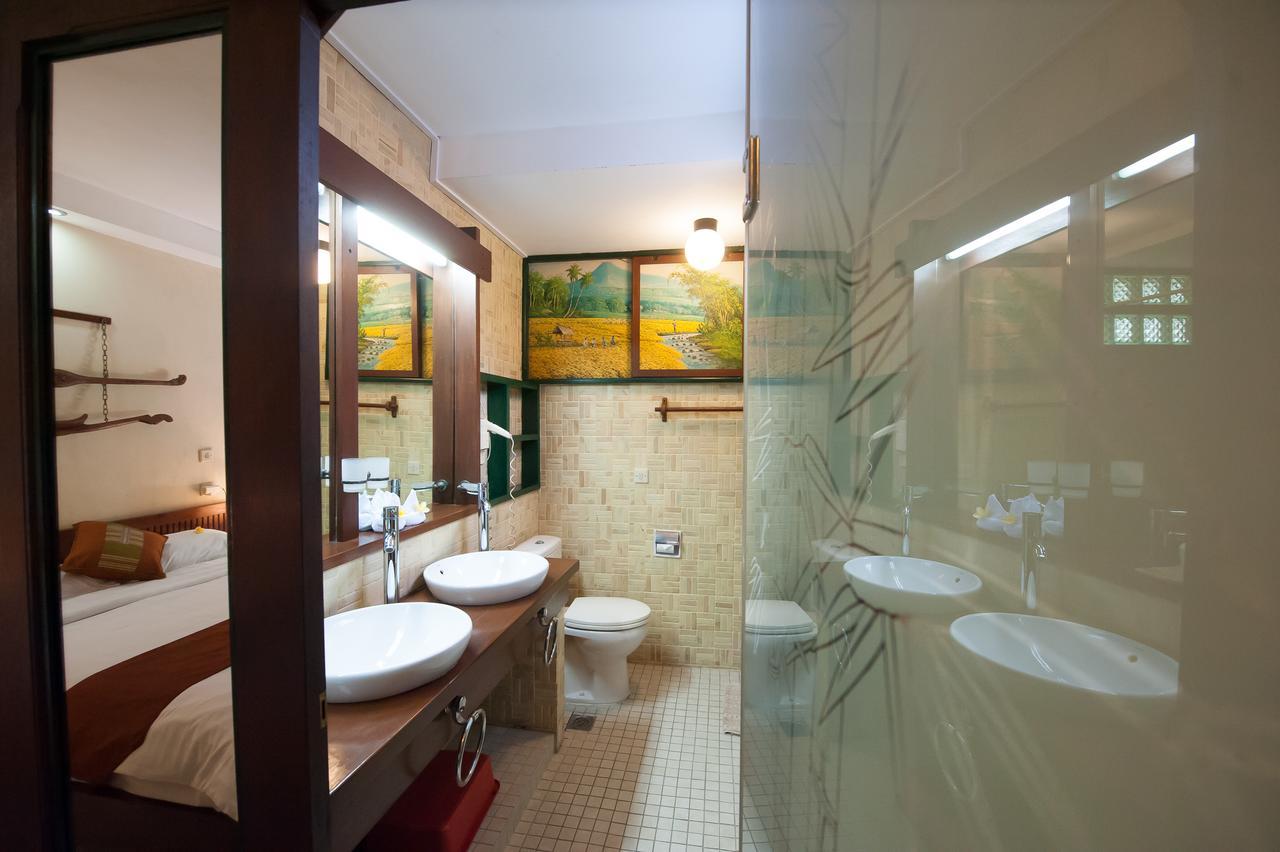 Pondok Agung Bed & Breakfast Нуса Дуа Екстериор снимка