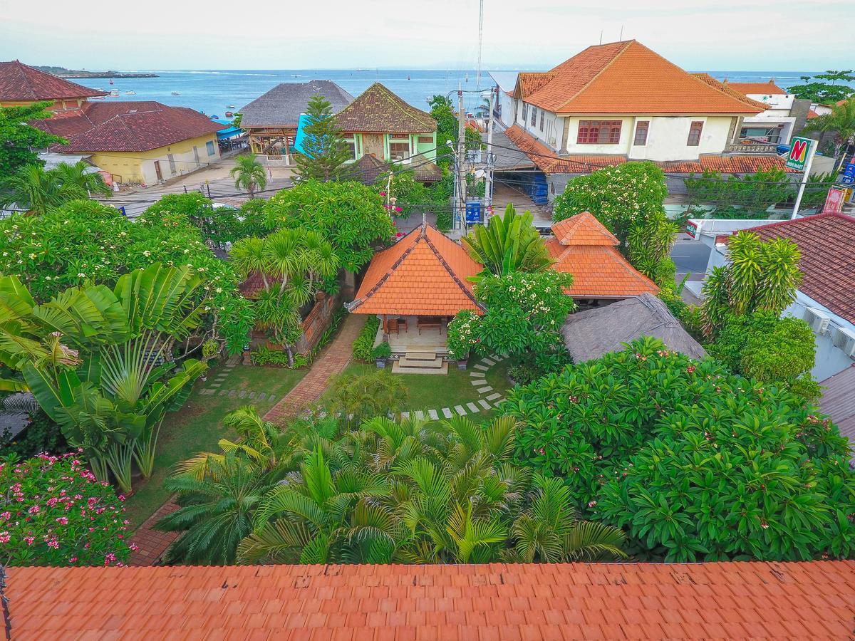 Pondok Agung Bed & Breakfast Нуса Дуа Екстериор снимка